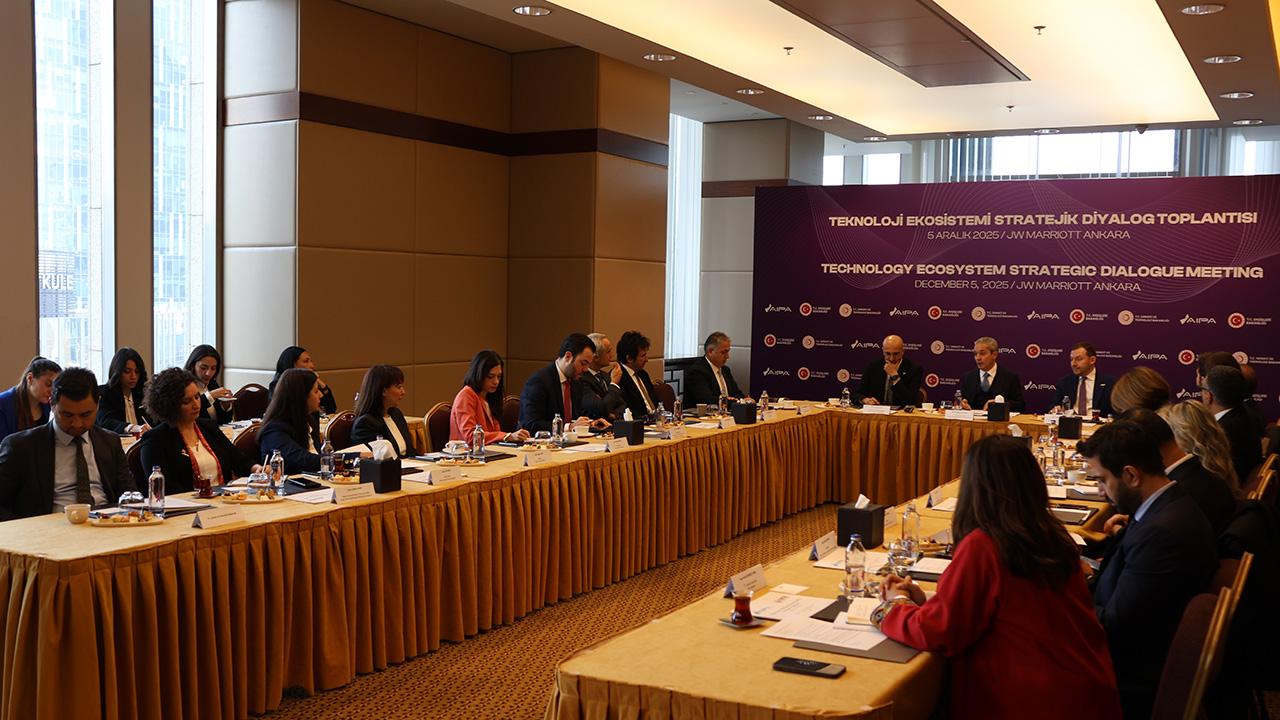 Kamu, sivil toplum ve teknoloji şirketleri aynı masada buluştu