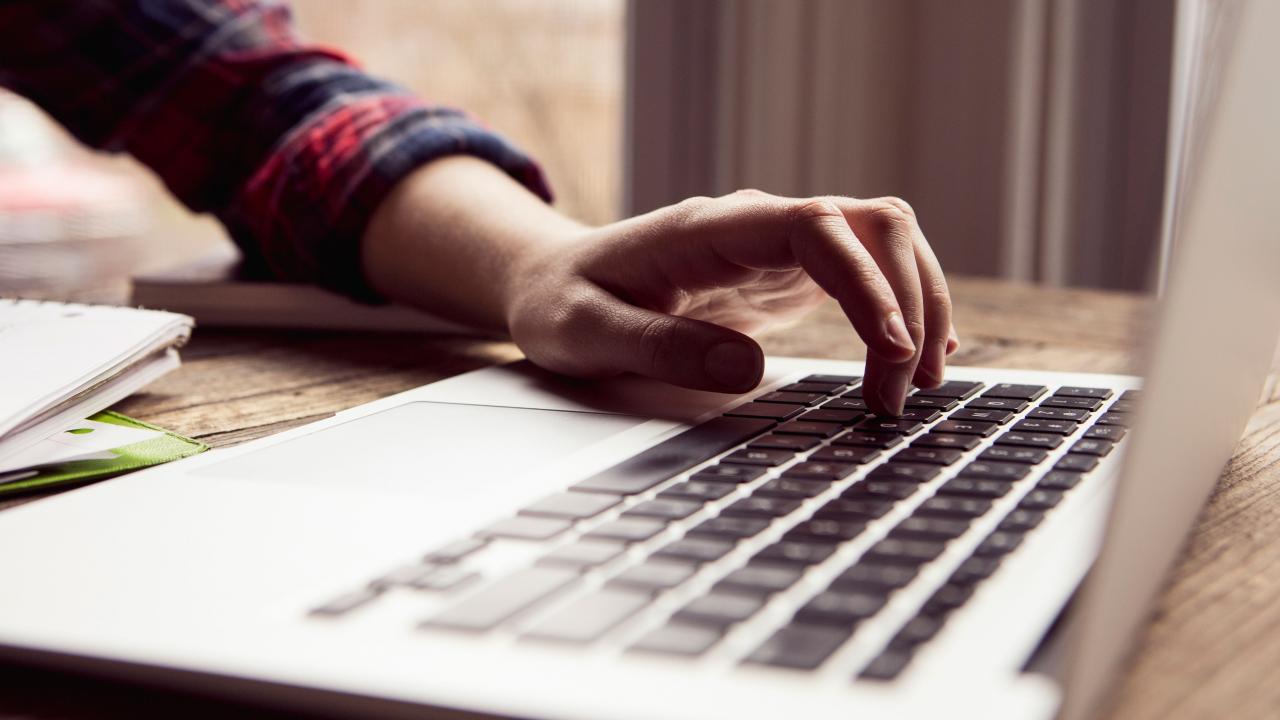 Türkiye'nin dijital alışkanlıkları : Günde ortalama 7 saatimiz internette geçiyor