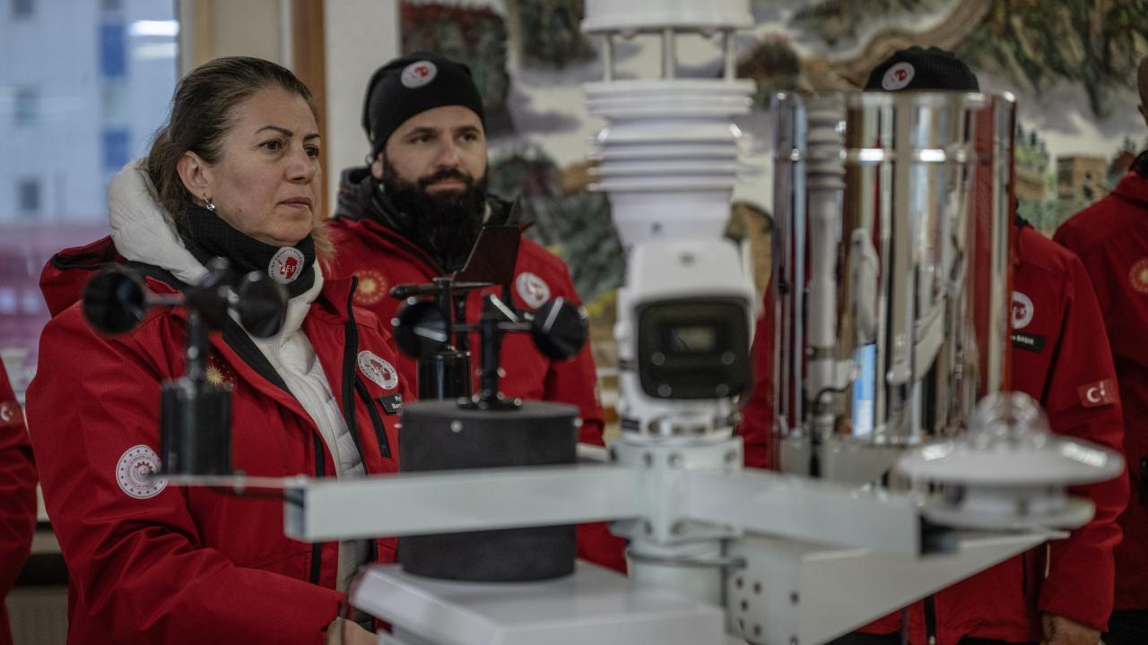 Türk kadınları bilimde ön sıralara yükseliyor